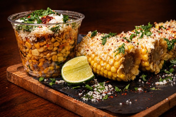 Elote y esquite mexicano